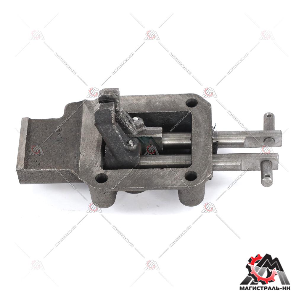 Крышка механизма переключения передач раздаточной коробки УАЗ-452,2206, 3303,3741,3909,3962 Riginal