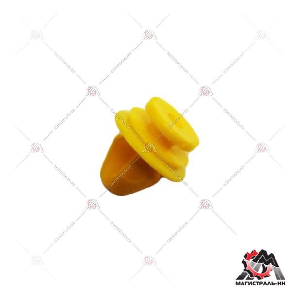 Пистон обивки двери Lada Largus 8200700969